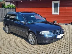Blau Gebraucht 2004 VW Passat Highline Kombi | 6.499 €