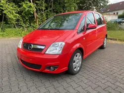 Rot Gebraucht 2006 Opel Meriva Van / Kleinbus | 800 € (Guter Preis)