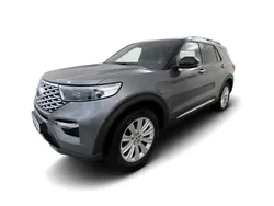 Grau Gebraucht 2022 Ford Explorer Platinum SUV | 58.649 € (Etwas zu teuer)