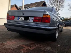 Blau Gebraucht 1990 BMW 520 Performance Limousine | 6.500 €