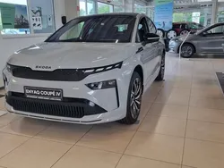 Grau Neu 2025 Skoda Enyaq iV SportLine SUV | 63.400 €
