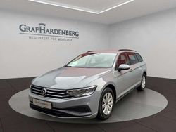 Grau Gebraucht 2022 VW Passat Kombi | 24.222 € (Guter Preis)