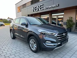 Silber Gebraucht 2018 Hyundai Tucson Trend SUV | 13.999 € (Guter Preis)