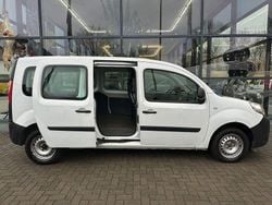 Weiß Gebraucht 2020 Renault Kangoo Van / Kleinbus | 7.990 € (Guter Preis)
