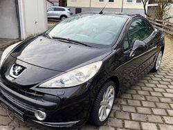Schwarz Gebraucht 2008 Peugeot 207 CC Roland Garros Cabrio | 2.889 € (Guter Preis)