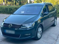 Grau Gebraucht 2012 VW Sharan Van / Kleinbus | 10.900 € (Fairer Preis)