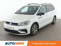 Oryxweiss Gebraucht 2019 VW Touran Highline Van / Kleinbus | 30.690 € (Fairer Preis)