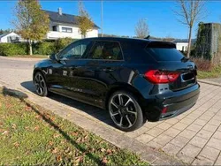 Schwarz Gebraucht 2023 Audi A1 Sportback Advanced Plus Kleinwagen | 26.750 €