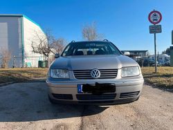 Silber Gebraucht 2004 VW Bora Kombi | 2.990 € (Teuer)