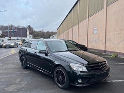 Schwarz Gebraucht 2009 Mercedes C250 AMG Kombi | 7.450 € (Fairer Preis)