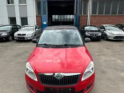 Grün Gebraucht 2011 Skoda Fabia Limousine | 2.850 € (Fairer Preis)