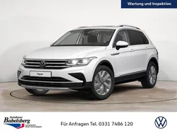Weiß Gebraucht 2022 VW Tiguan Elegance SUV | 29.998 € (Guter Preis)