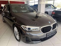 Sophistograu brillanteffekt me Gebraucht 2022 BMW 530 Kombi | 32.945 € (Superpreis)