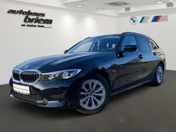 Schwarz ii Gebraucht 2021 BMW 320e Advantage Kombi | 23.800 € (Fairer Preis)
