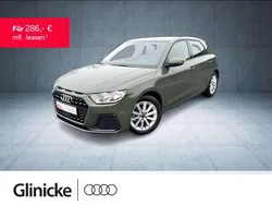 M4 distriktgrün metallic Gebraucht 2024 Audi A1 Advanced Plus Kleinwagen | 21.470 € (Guter Preis)