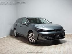 Grau Gebraucht 2025 VW Passat | 39.489 € (Superpreis)