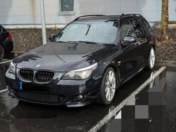 Blau Gebraucht 2010 BMW 525 M Sport Limousine | 10.399 € (Fairer Preis)