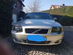 Silber Gebraucht 2005 Volvo S80 Momentum Limousine | 2.300 €