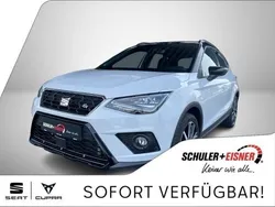 Weiß Gebraucht 2021 Seat Arona Black Edition SUV | 19.490 € (Etwas zu teuer)