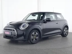 Schwarz Gebraucht 2023 Mini Cooper SE Essential Kleinwagen | 19.682 € (Superpreis)