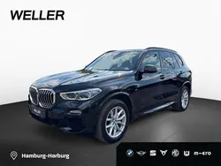 Black sapphire (schwarz) Gebraucht 2021 BMW X5 Comfort Edition SUV | 47.750 € (Guter Preis)