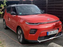 Rot Gebraucht 2020 Kia Soul EV Vision SUV | 18.000 € (Guter Preis)