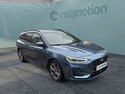Blau Gebraucht 2023 Ford Focus ST-Line Kombi | 27.050 € (Etwas zu teuer)