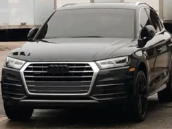 Grau Gebraucht 2018 Audi Q5 Sport SUV | 19.600 € (Superpreis)