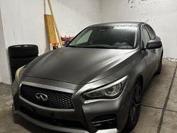 Grau Gebraucht 2014 Infiniti Q50 Premium Limousine | 8.200 € (Guter Preis)