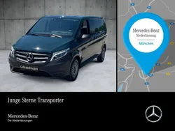 Grün Gebraucht 2021 Mercedes Vito Van / Kleinbus | 24.383 € (Fairer Preis)