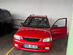 Rot Gebraucht 2001 Mazda Demio Kleinwagen | 900 €