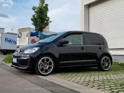 Schwarz Gebraucht 2018 VW up! Kleinwagen | 6.499 € (Fairer Preis)