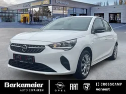 Jade weiß Gebraucht 2021 Opel Corsa-e Edition Kleinwagen | 13.425 € (Guter Preis)