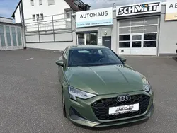 Grün Neu 2025 Audi A3 Sportback Limousine | 34.490 € (Fairer Preis)