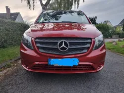 Rot Gebraucht 2019 Mercedes Vito Van / Kleinbus | 27.900 € (Teuer)