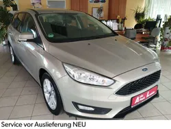 Grau Gebraucht 2015 Ford Focus Business Edition Kombi | 10.900 € (Teuer)