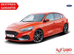 Rot Gebraucht 2020 Ford Focus ST Limousine | 24.490 € (Etwas zu teuer)