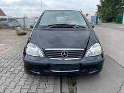 Schwarz Gebraucht 2002 Mercedes A140 Kleinwagen | 1.700 €