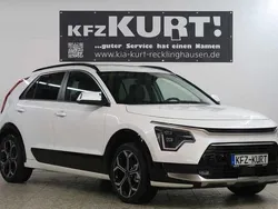 Weiß Gebraucht 2023 Kia Niro SUV | 35.990 € (Fairer Preis)