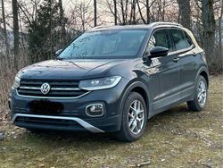Grau Gebraucht 2020 VW T-Cross Style SUV | 18.443 € (Etwas zu teuer)