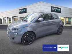 Grau Gebraucht 2023 Fiat 500e La Prima Cabrio | 29.980 € (Teuer)