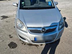Silber Gebraucht 2008 Opel Zafira Van / Kleinbus | 1.500 € (Superpreis)