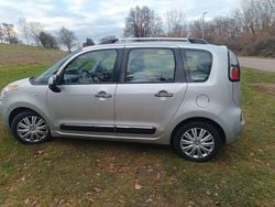 Silber Gebraucht 2010 Citroën C3 Picasso Attraction Van / Kleinbus | 5.555 € (Fairer Preis)