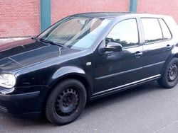 Schwarz Gebraucht 2000 VW Golf IV Kleinwagen | 950 € (Fairer Preis)