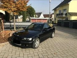Schwarz Gebraucht 2003 BMW 320 M Sport Kombi | 1.950 € (Guter Preis)