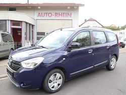 Blau Gebraucht 2021 Dacia Lodgy Comfort Van / Kleinbus | 6.700 € (Etwas zu teuer)