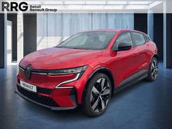 Rot Neu 2025 Renault Megane E-Tech Iconic Limousine | 37.900 €