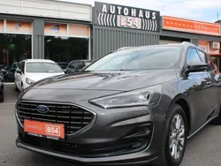 Magnetic Gebraucht 2023 Ford Focus Titanium X Limousine | 22.441 € (Etwas zu teuer)