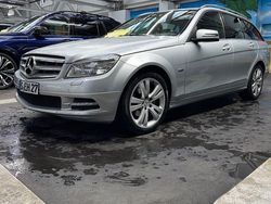 Silber Gebraucht 2010 Mercedes C200 Elegance Limousine | 5.499 € (Fairer Preis)