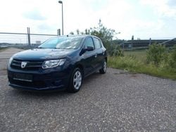 Blau Gebraucht 2016 Dacia Sandero Ambiance Kleinwagen | 5.900 € (Fairer Preis)